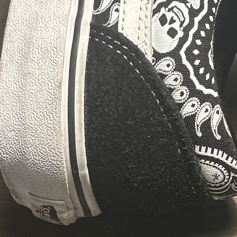 Vans Black And White Skulls And Paisley Collab 9.5 Men's CLEAN - Picture 9 of 13